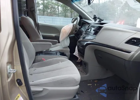 2014 Toyota Sienna Le V6 8 Passenger from USA, damaged, VIN 5TDKK3DC3ES405766